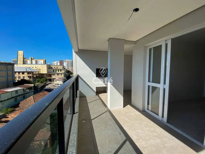 Foto 4 de Apartamento com 3 Quartos à venda, 130m² em Nossa Senhora de Fátima, Santa Maria