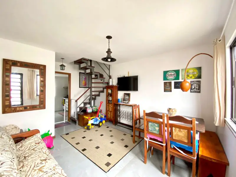 Foto 1 de Apartamento com 3 Quartos à venda, 86m² em Quitandinha, Petrópolis