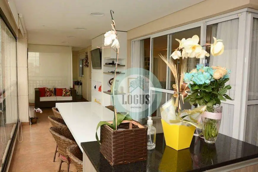 Foto 2 de Apartamento com 4 Quartos à venda, 180m² em Nova Petrópolis, São Bernardo do Campo