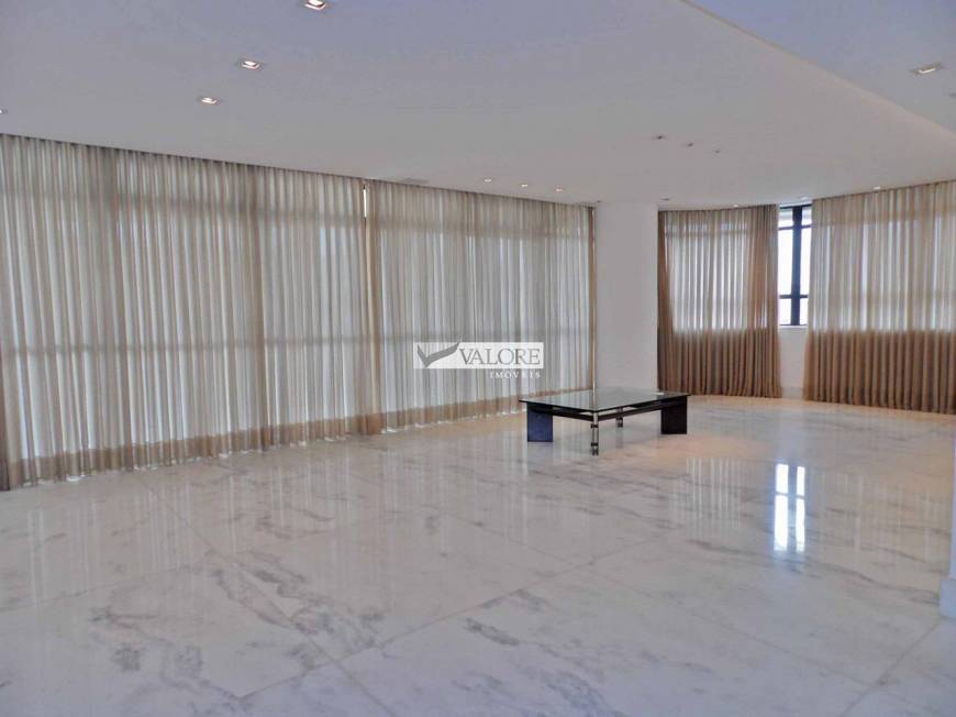 Foto 1 de Apartamento com 4 Quartos à venda, 194m² em Sion, Belo Horizonte