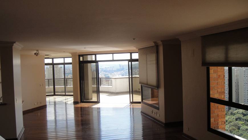 Foto 4 de Apartamento com 6 Quartos à venda, 500m² em Vila Suzana, São Paulo