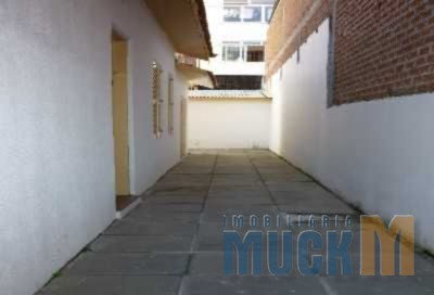 Foto 3 de Casa com 2 Quartos para alugar, 180m² em Centro, Canoas