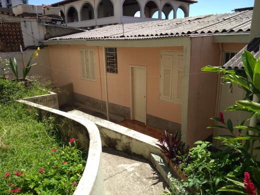 Foto 1 de Casa com 2 Quartos para alugar, 65m² em Graça, Belo Horizonte