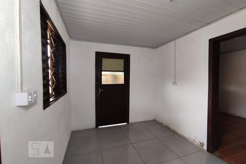 Foto 1 de Casa com 2 Quartos para alugar, 70m² em Mathias Velho, Canoas