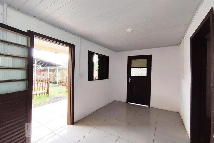 Foto 3 de Casa com 2 Quartos para alugar, 70m² em Mathias Velho, Canoas