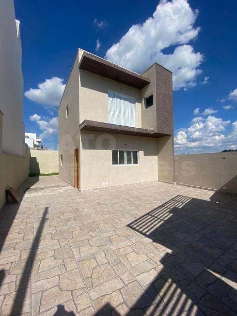 Foto 1 de Casa com 3 Quartos para alugar, 120m² em Portal dos Ipes 3, Cajamar