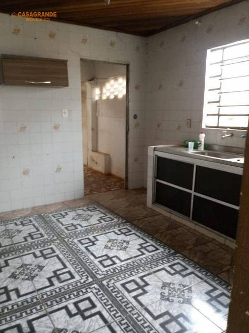 Foto 1 de Casa com 3 Quartos à venda, 180m² em Vila Industrial, São José dos Campos