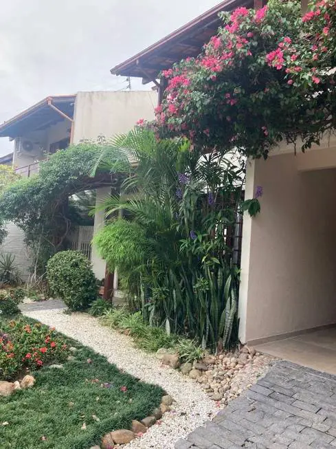 Foto 1 de Casa com 4 Quartos à venda, 249m² em Córrego Grande, Florianópolis