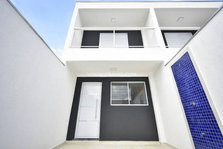 Foto 1 de Casa de Condomínio com 2 Quartos à venda, 58m² em Morrinhos, Guarujá