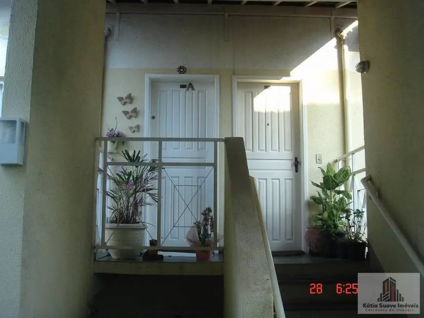 Foto 1 de Casa de Condomínio com 2 Quartos à venda, 64m² em Taboão, São Bernardo do Campo