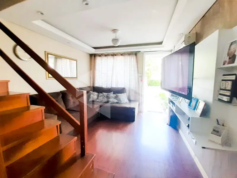 Foto 3 de Casa de Condomínio com 3 Quartos para alugar, 86m² em Humaitá, Porto Alegre