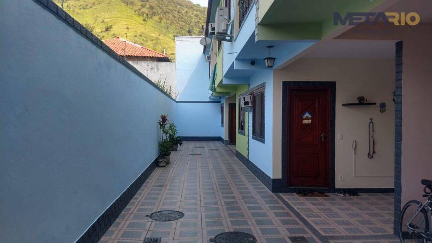 Foto 1 de Casa de Condomínio com 3 Quartos à venda, 100m² em Jardim Sulacap, Rio de Janeiro