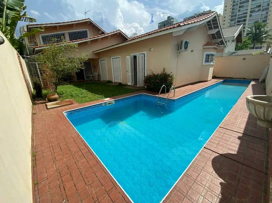 Foto 1 de Casa de Condomínio com 3 Quartos à venda, 260m² em Parque Residencial Aquarius, São José dos Campos