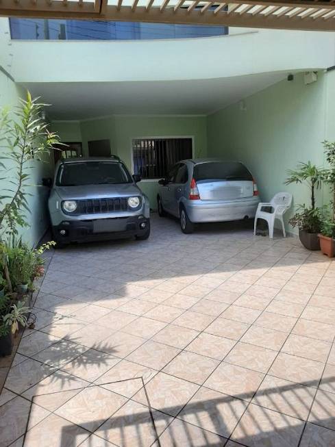 Foto 1 de Sobrado com 4 Quartos à venda, 192m² em Vila Camilopolis, Santo André