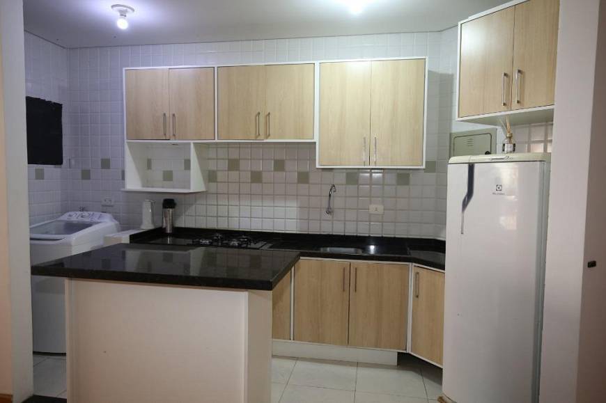 Foto 2 de Apartamento com 1 Quarto à venda, 36m² em Rebouças, Curitiba