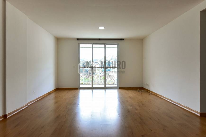 Foto 1 de Apartamento com 2 Quartos à venda, 121m² em Alto, Teresópolis