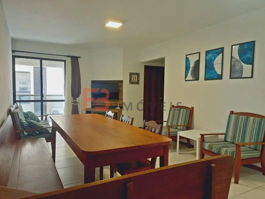 Foto 1 de Apartamento com 2 Quartos para alugar, 68m² em Bombas, Bombinhas