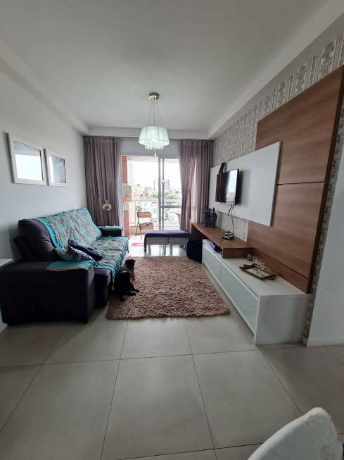Foto 1 de Apartamento com 2 Quartos à venda, 75m² em Estreito, Florianópolis