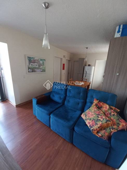Foto 2 de Apartamento com 2 Quartos à venda, 46m² em Restinga, Porto Alegre
