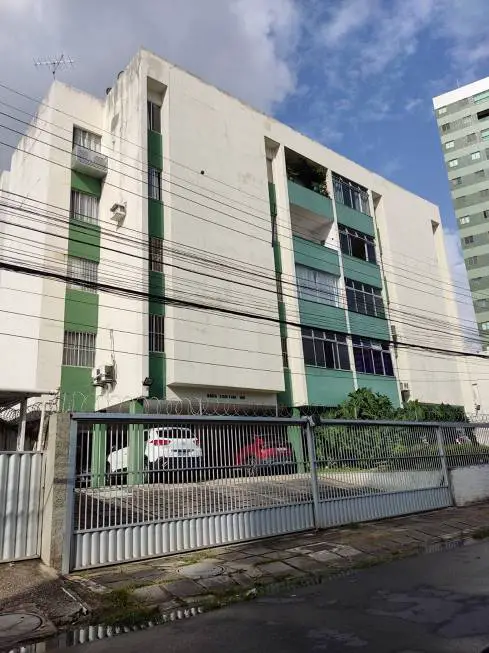 Foto 5 de Apartamento com 3 Quartos à venda, 95m² em Campo Grande, Recife