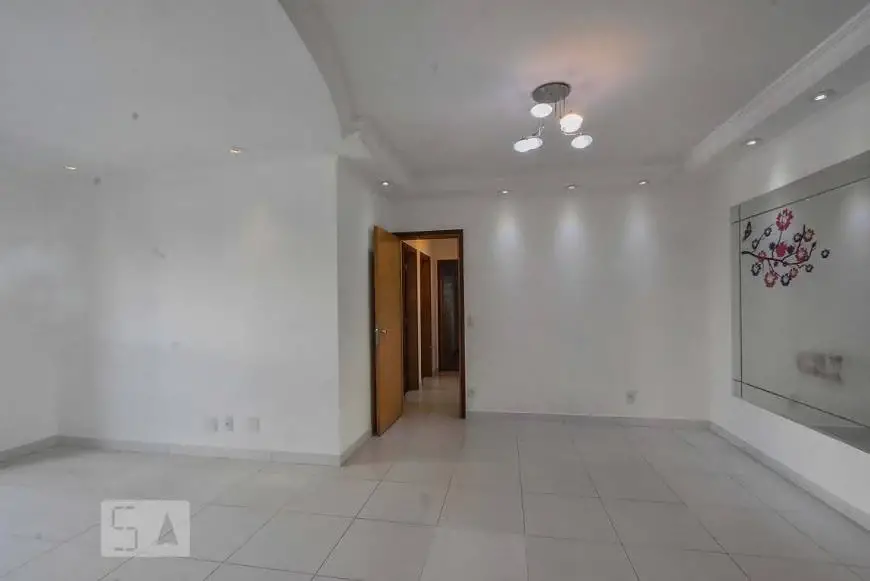 Foto 2 de Apartamento com 3 Quartos para alugar, 110m² em Chácara Santo Antônio, São Paulo