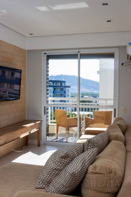 Foto 1 de Apartamento com 3 Quartos para alugar, 75m² em Itacorubi, Florianópolis