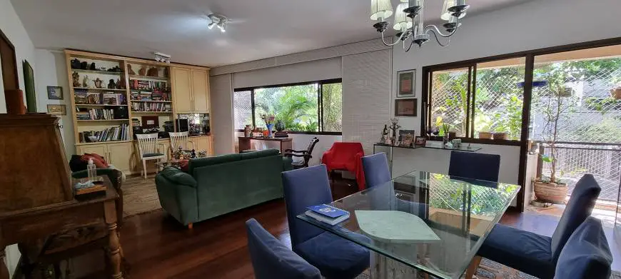 Foto 2 de Apartamento com 3 Quartos à venda, 150m² em Jardim Oceanico, Rio de Janeiro