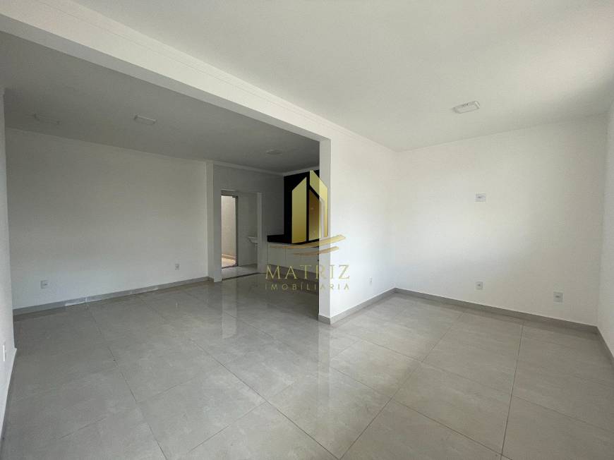 Foto 3 de Apartamento com 3 Quartos à venda, 94m² em Jardim Piratininga, Franca