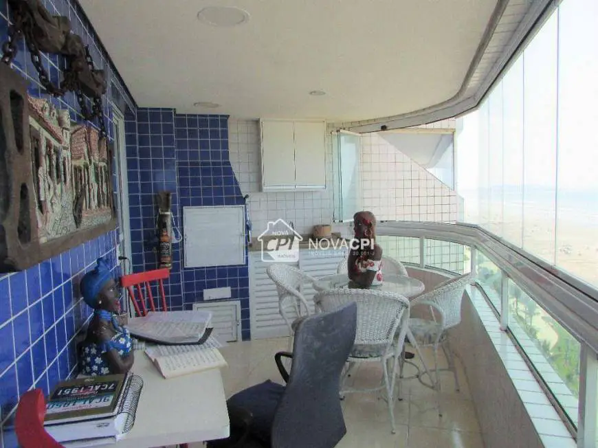 Foto 4 de Apartamento com 3 Quartos para alugar, 107m² em Maracanã, Praia Grande