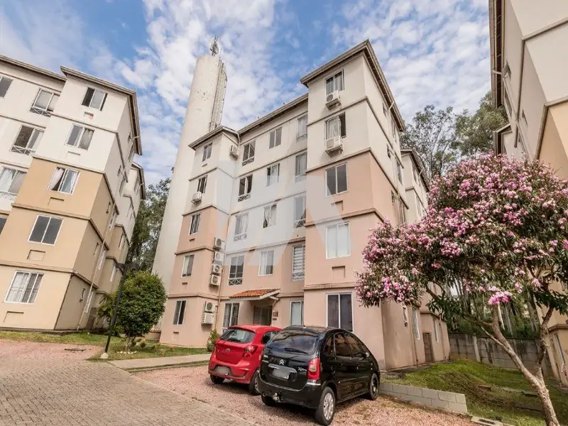 Foto 1 de Apartamento com 3 Quartos à venda, 52m² em Mário Quintana, Porto Alegre