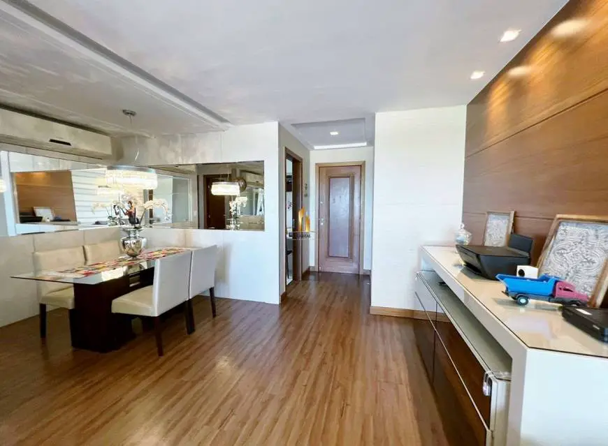 Foto 2 de Apartamento com 3 Quartos à venda, 115m² em Mata da Praia, Vitória
