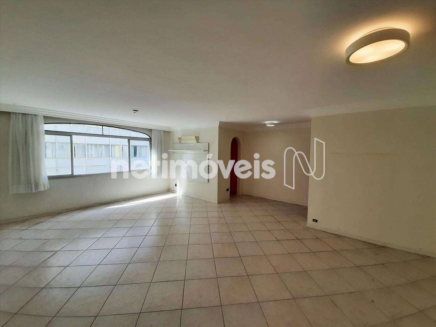 Foto 2 de Apartamento com 3 Quartos para alugar, 160m² em Morro dos Ingleses, São Paulo