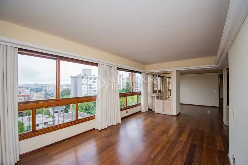 Foto 1 de Apartamento com 3 Quartos para alugar, 170m² em Petrópolis, Porto Alegre
