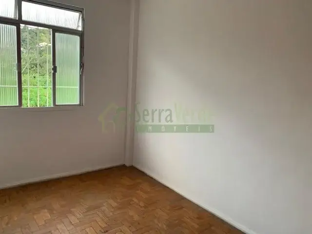 Foto 1 de Apartamento com 3 Quartos para alugar, 50m² em Quitandinha, Petrópolis