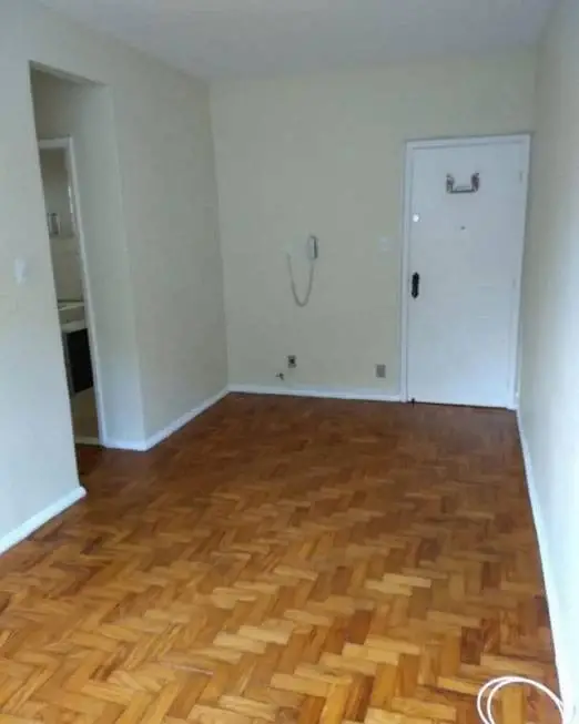 Foto 1 de Apartamento com 3 Quartos para alugar, 77m² em Quitandinha, Petrópolis