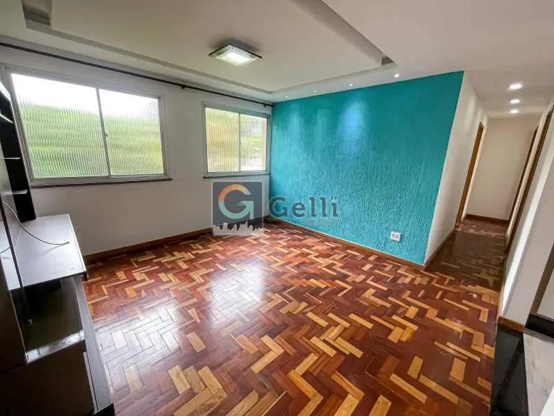Foto 1 de Apartamento com 3 Quartos para alugar, 77m² em Sao Sebastiao, Petrópolis