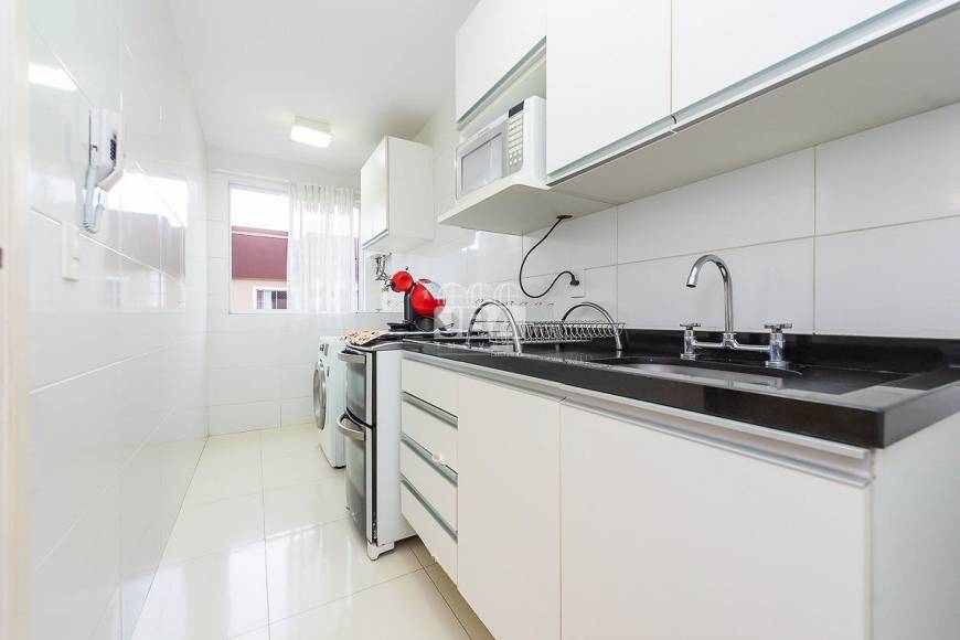 Foto 3 de Apartamento com 3 Quartos à venda, 65m² em Uberaba, Curitiba
