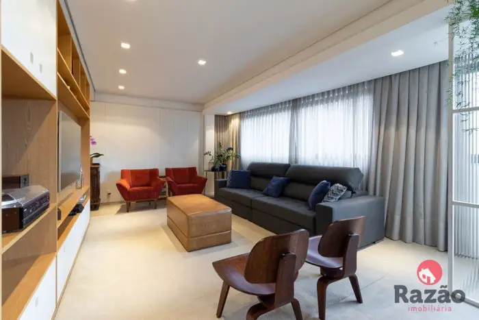 Foto 5 de Apartamento com 4 Quartos para alugar, 171m² em Água Verde, Curitiba