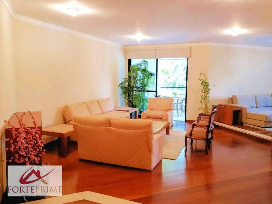 Foto 1 de Apartamento com 4 Quartos para alugar, 200m² em Brooklin, São Paulo
