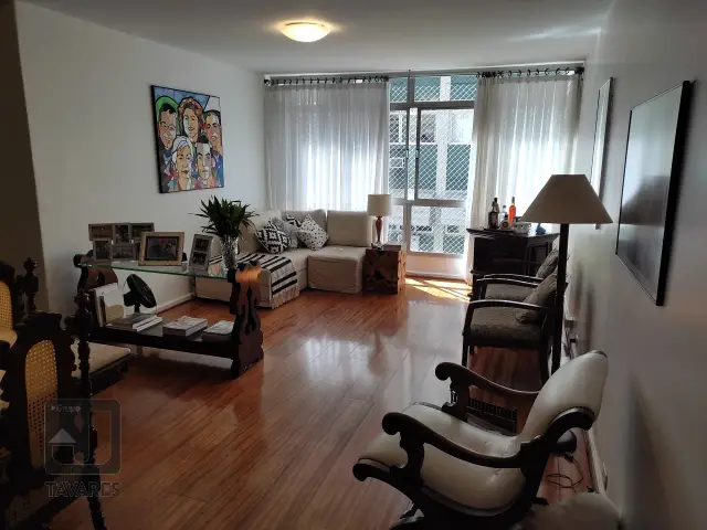 Foto 1 de Apartamento com 4 Quartos à venda, 134m² em Leblon, Rio de Janeiro
