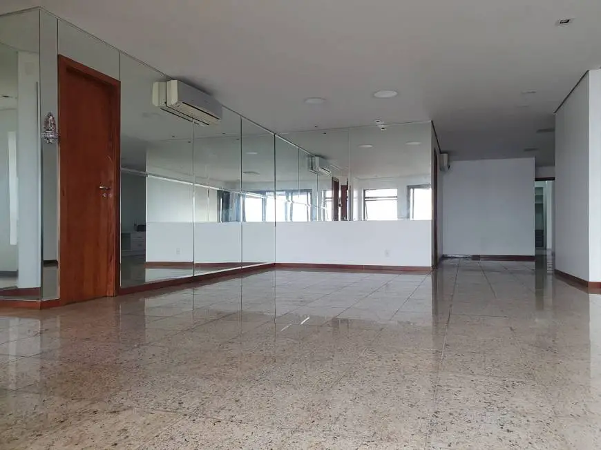 Foto 1 de Apartamento com 4 Quartos para alugar, 210m² em Ponta Negra, Manaus