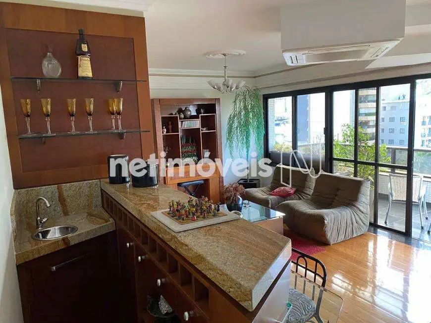 Foto 3 de Apartamento com 4 Quartos à venda, 222m² em Praia do Canto, Vitória