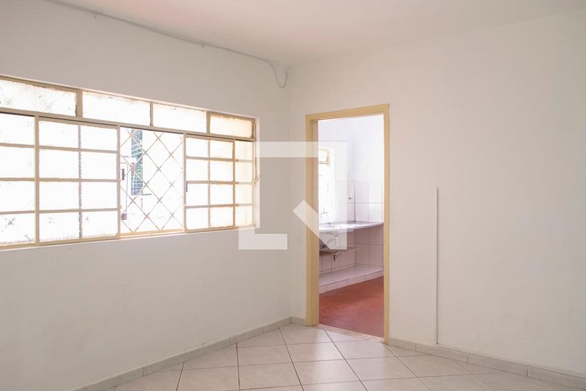 Foto 3 de Casa com 2 Quartos para alugar, 75m² em Água Fria, São Paulo