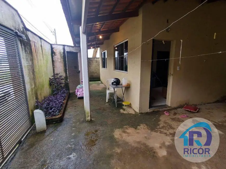 Foto 1 de Casa com 2 Quartos à venda, 110m² em Jardim América, Pará de Minas
