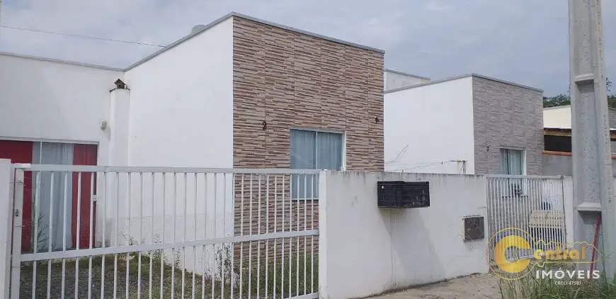 Foto 1 de Casa com 2 Quartos à venda, 42m² em Nossa Senhora de Fátima, Penha