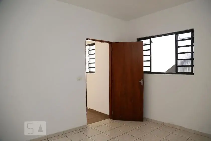Foto 1 de Casa com 2 Quartos para alugar, 90m² em Parque Regina, São Paulo