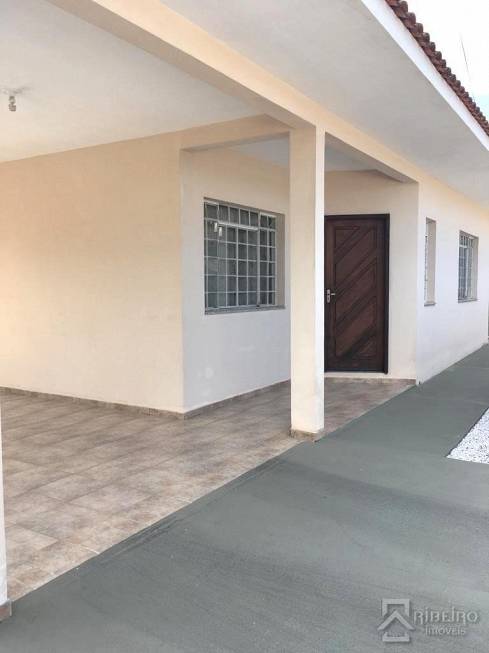 Foto 2 de Casa com 2 Quartos para alugar, 116m² em São Pedro, São José dos Pinhais