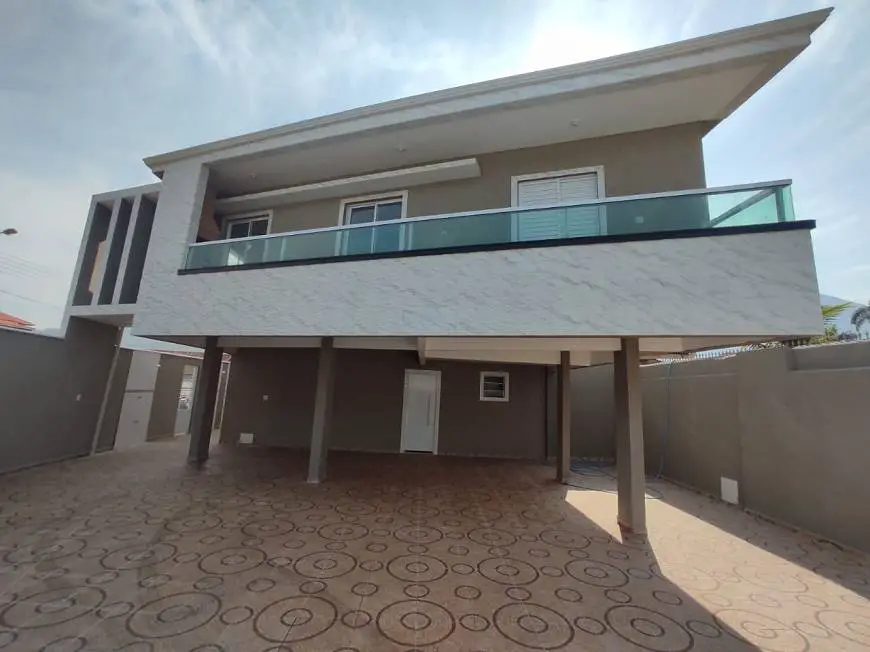 Foto 1 de Casa com 2 Quartos à venda, 65m² em Vila Guilhermina, Praia Grande