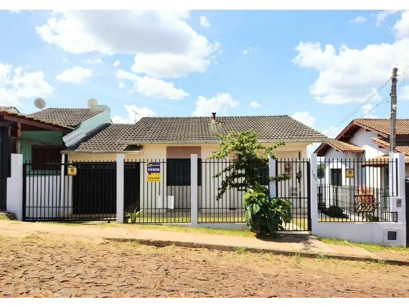 Foto 1 de Casa com 3 Quartos à venda, 100m² em Efapi, Chapecó