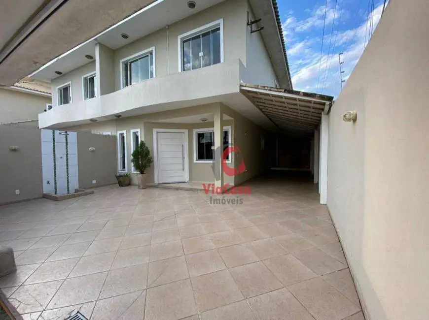 Foto 2 de Casa com 3 Quartos para venda ou aluguel, 110m² em Jardim Mariléa, Rio das Ostras